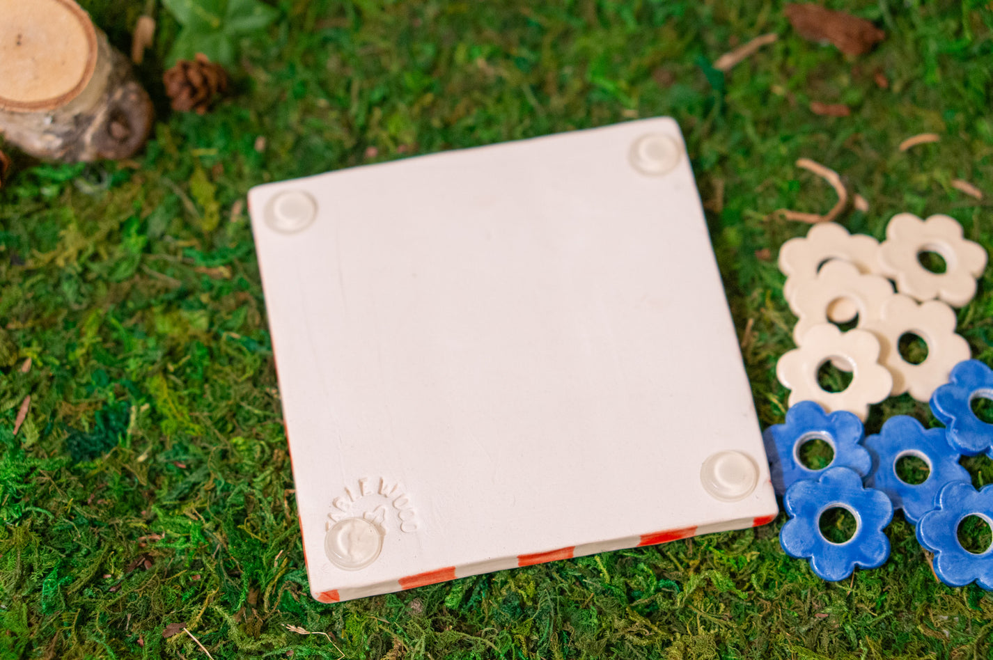 Picnic-Tac-Toe Set