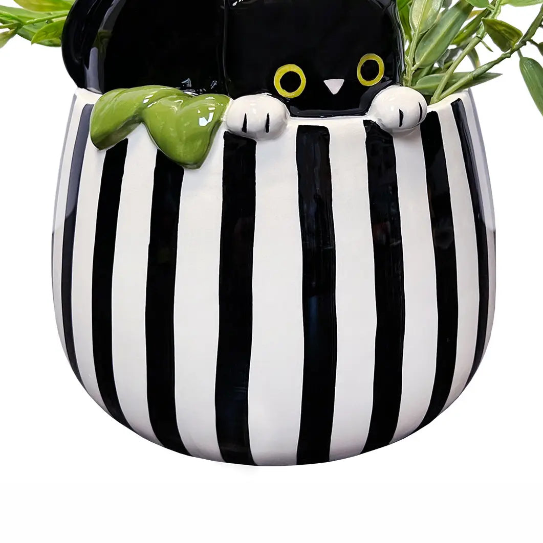 Peek-A-Boo Kitty Planter