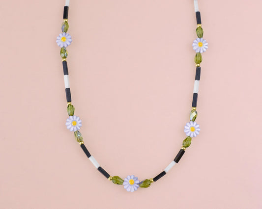 Lavender Daisy Necklace